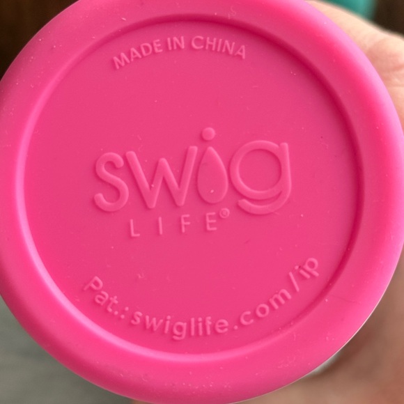 Swig Pink Snowman Mug - Picture 2 of 3